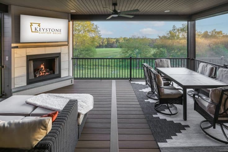 Custom Deck In Cottontown, TN